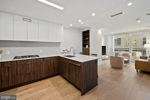 37 L STREET SE #908