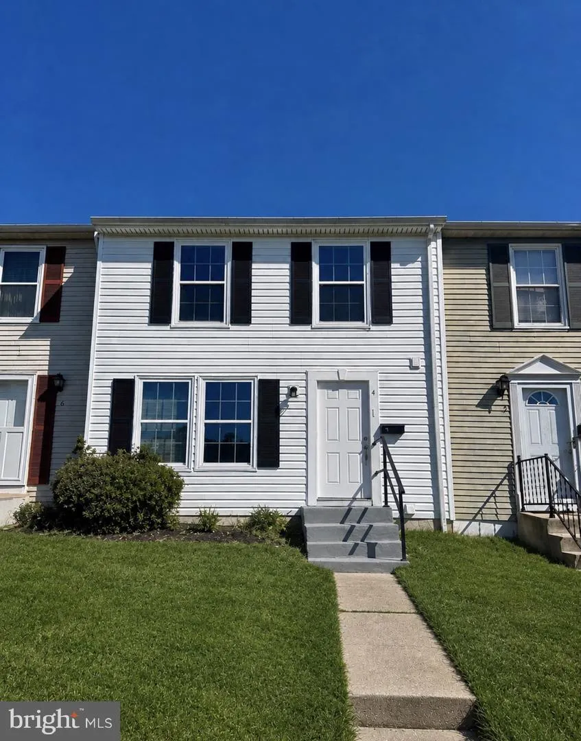 4 VAN COURT Baltimore, MD 21206