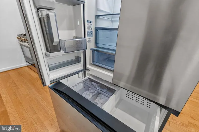 4114 NW DAVIS PLACE NW #118 Washington, DC 20007