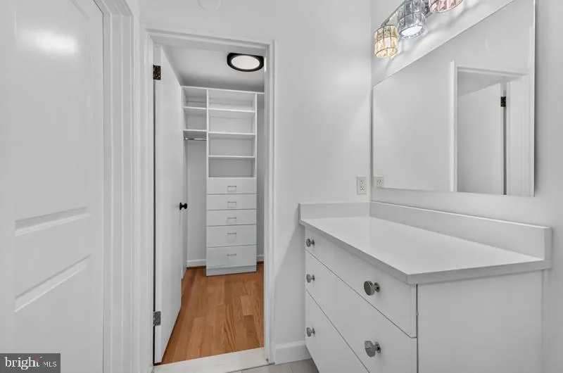 4114 NW DAVIS PLACE NW #118 Washington, DC 20007