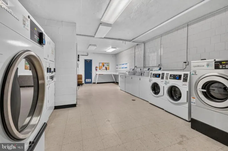 4114 NW DAVIS PLACE NW #118 Washington, DC 20007