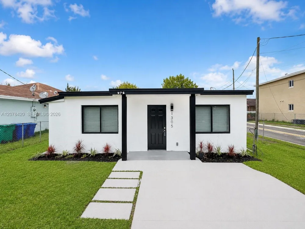 1305 NW 5th Ave Florida City, FL 33034