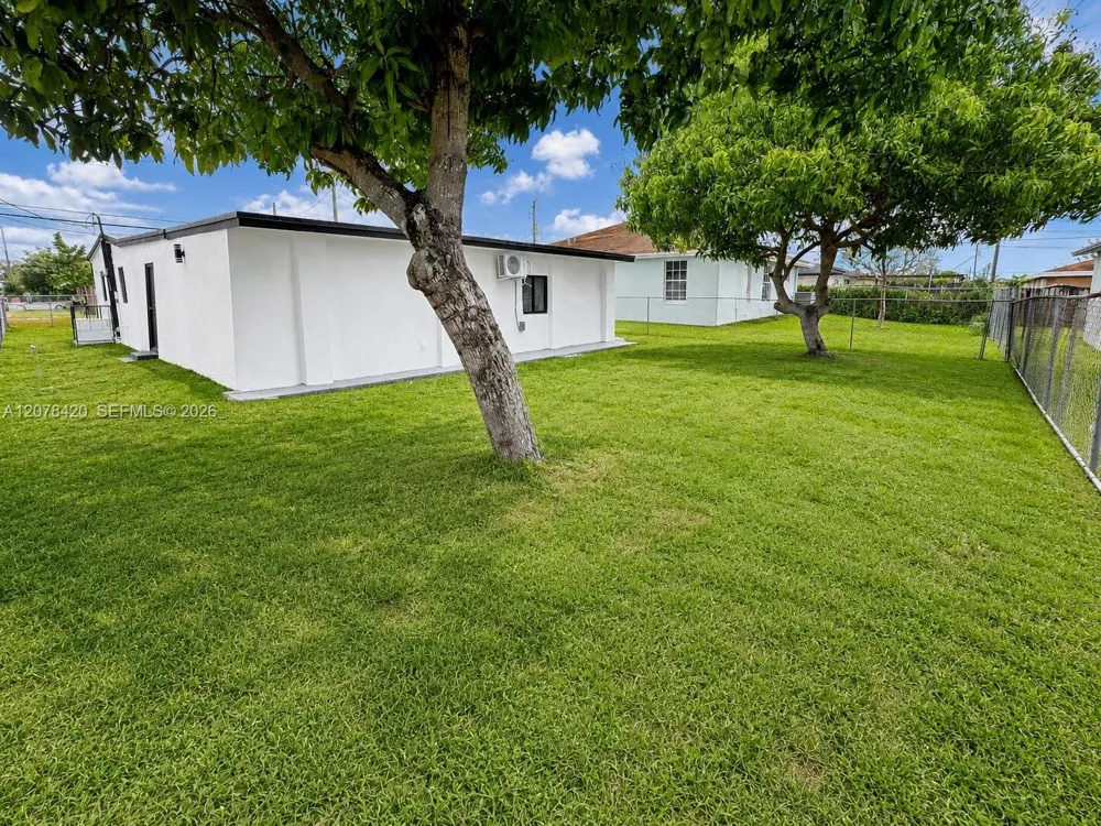 1305 NW 5th Ave Florida City, FL 33034