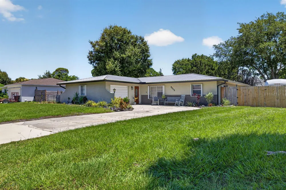 6605 Paso Robles Boulevard Fort Pierce, FL 34951