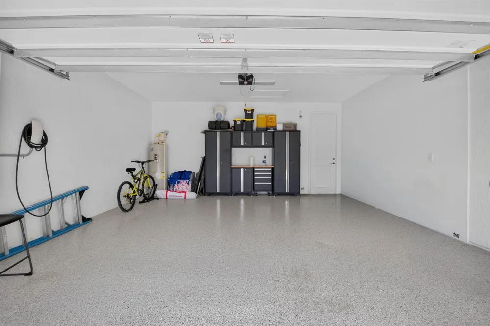 6710 POINTE OF WOODS DRIVE West Palm Beach, FL 33413