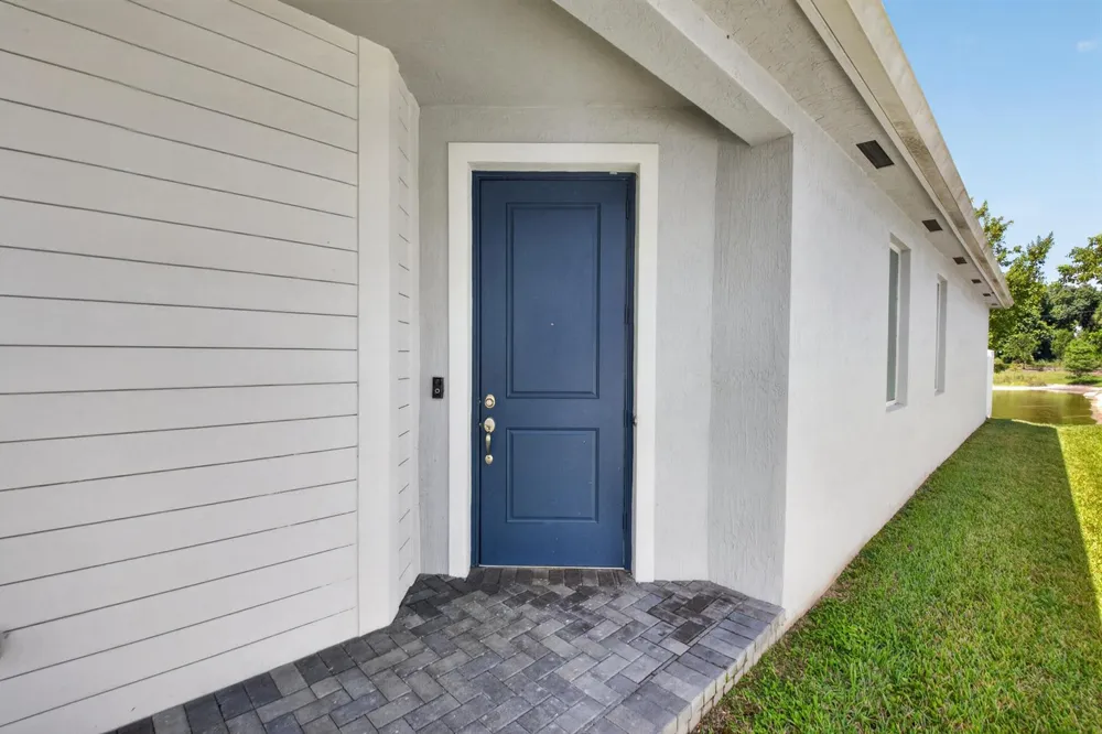 6710 POINTE OF WOODS DRIVE West Palm Beach, FL 33413