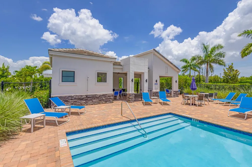 6710 POINTE OF WOODS DRIVE West Palm Beach, FL 33413