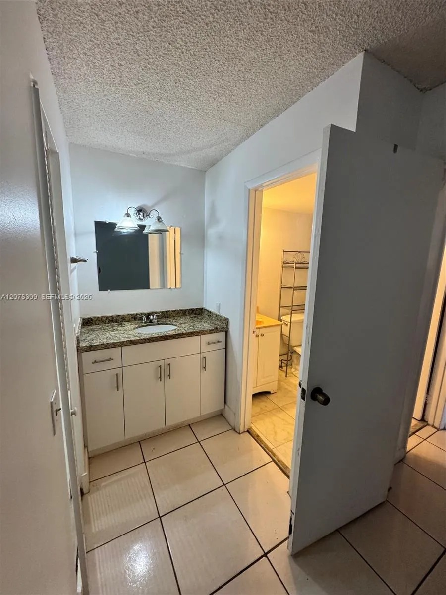 12105 NE 6th Ave #304 North Miami, FL 33161