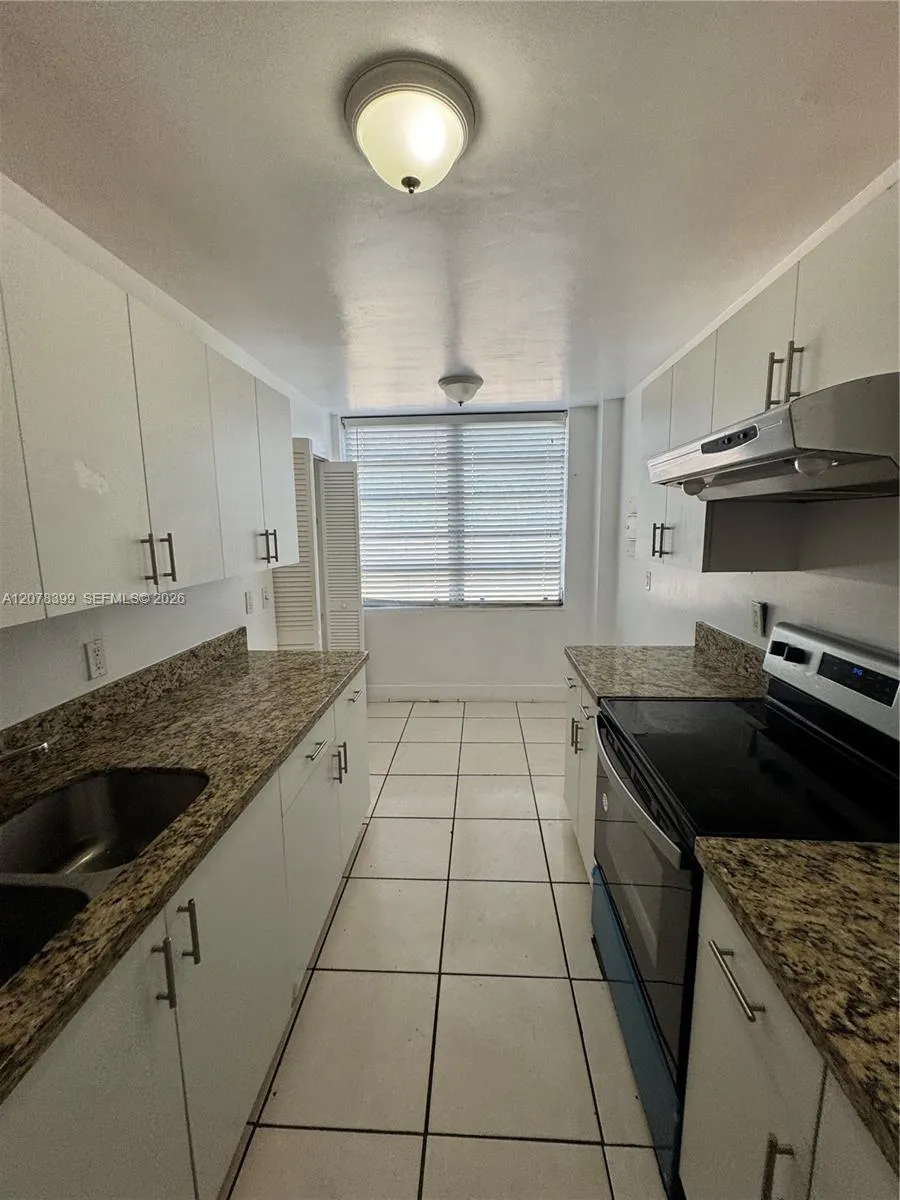 12105 NE 6th Ave #304 North Miami, FL 33161