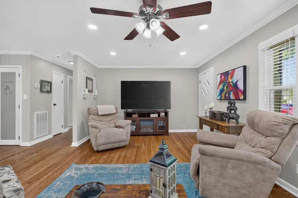 133 High Ave Fayetteville, TN 37334