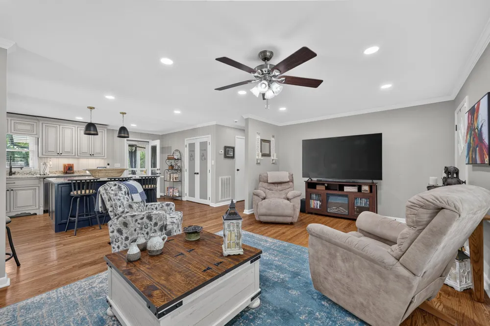133 High Ave Fayetteville, TN 37334