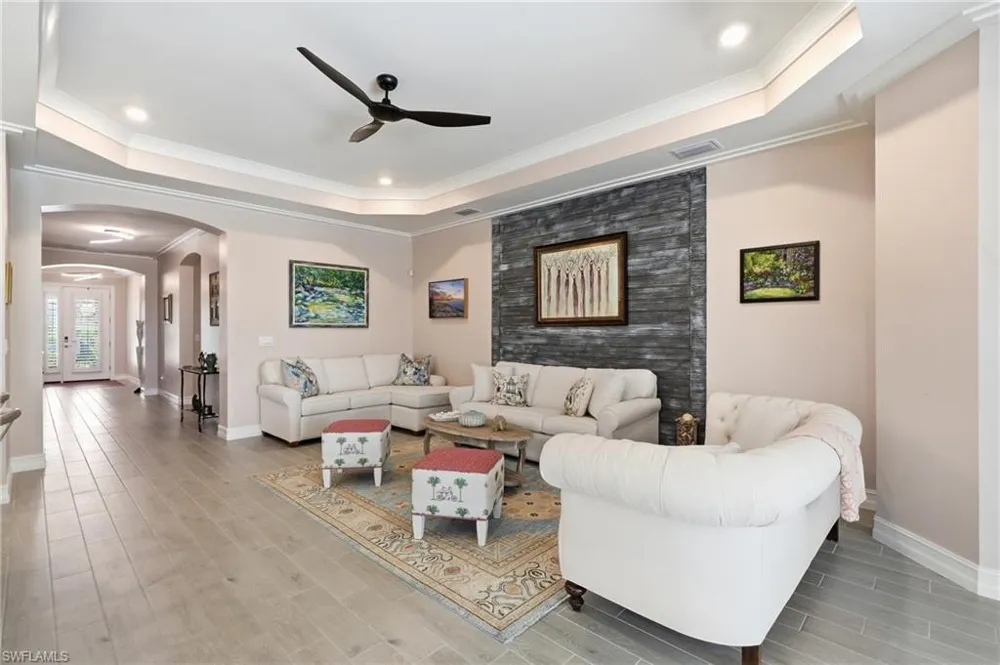 28113 Seasons Tide Avenue Bonita Springs, FL 34135