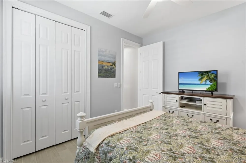 28113 Seasons Tide Avenue Bonita Springs, FL 34135