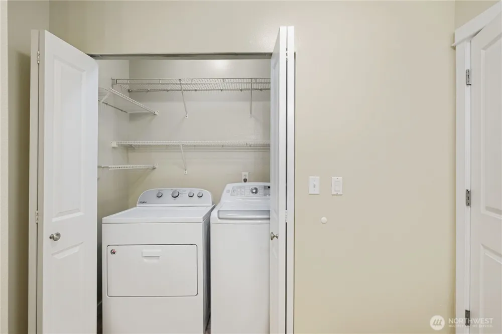 10515 221st Lane NE #102 Redmond, WA 98053