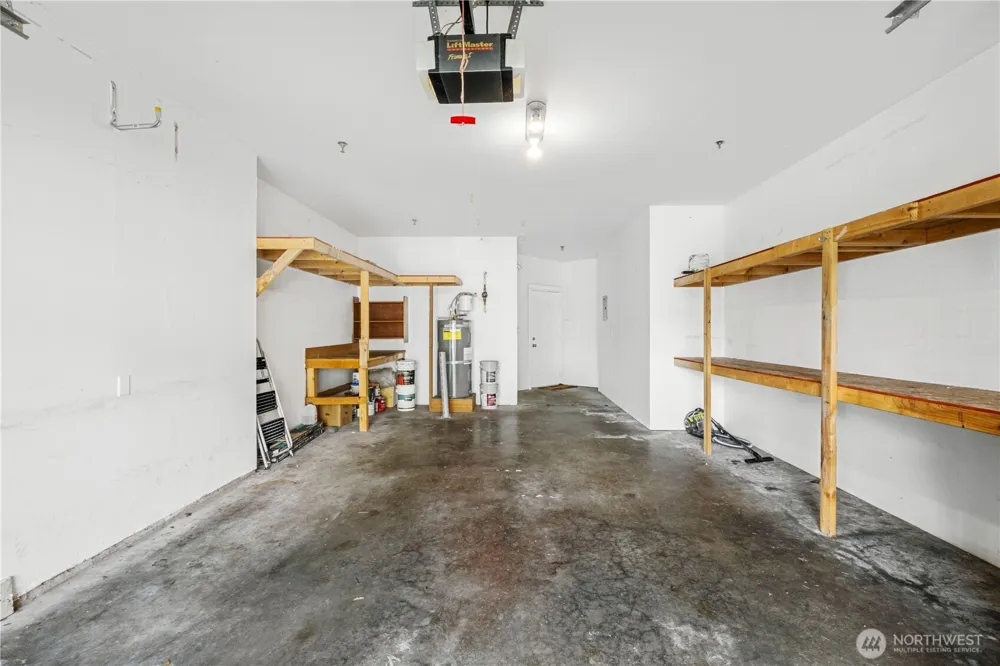 10515 221st Lane NE #102 Redmond, WA 98053