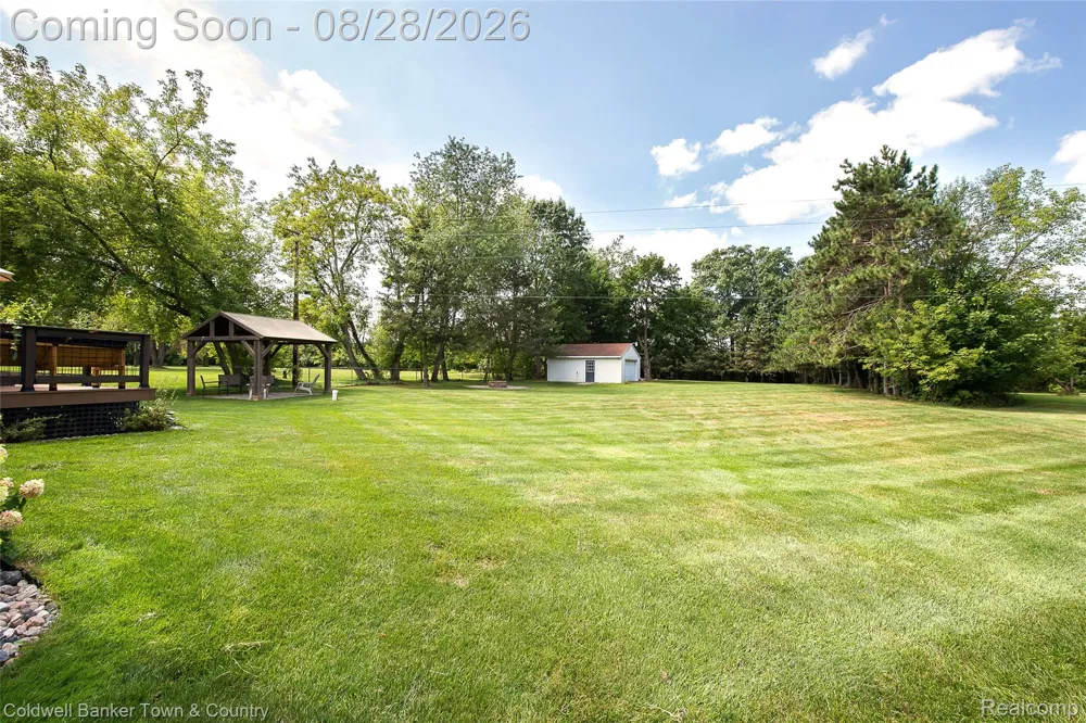 1810 Gray Road Genoa Township, MI 48843
