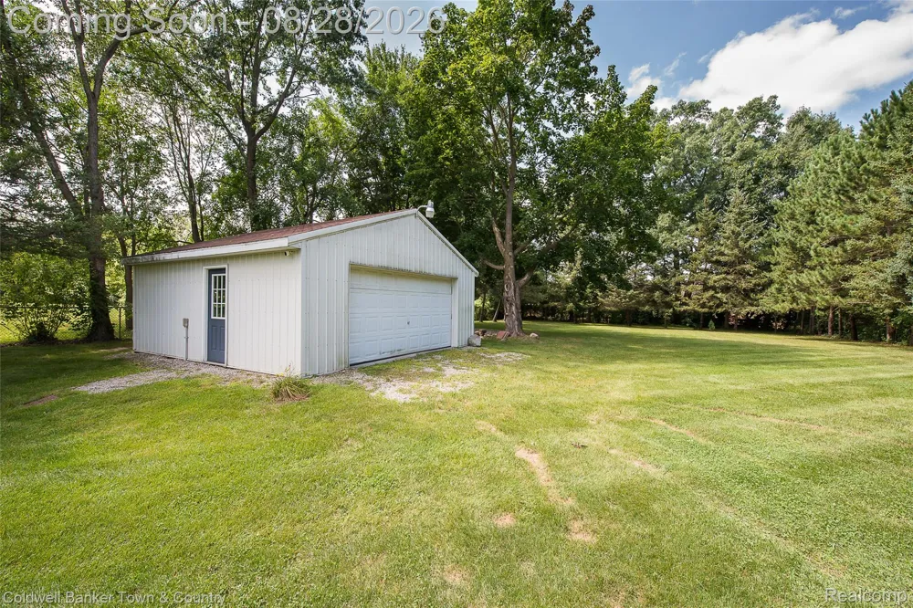1810 Gray Road Genoa Township, MI 48843