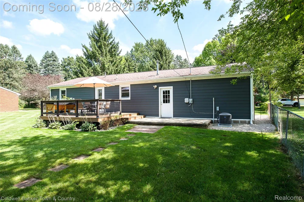 1810 Gray Road Genoa Township, MI 48843