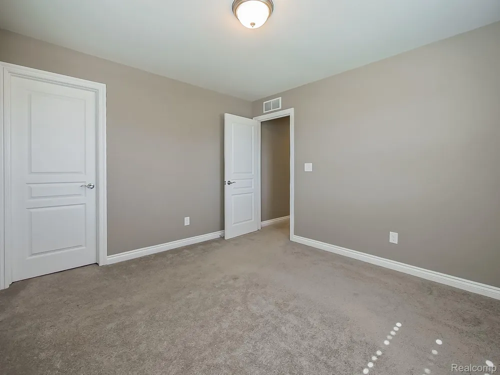 23431 S Crooked Tree Court Lyon Charter Township, MI 48178
