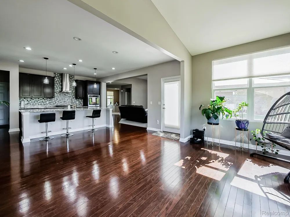 23431 S Crooked Tree Court Lyon Charter Township, MI 48178