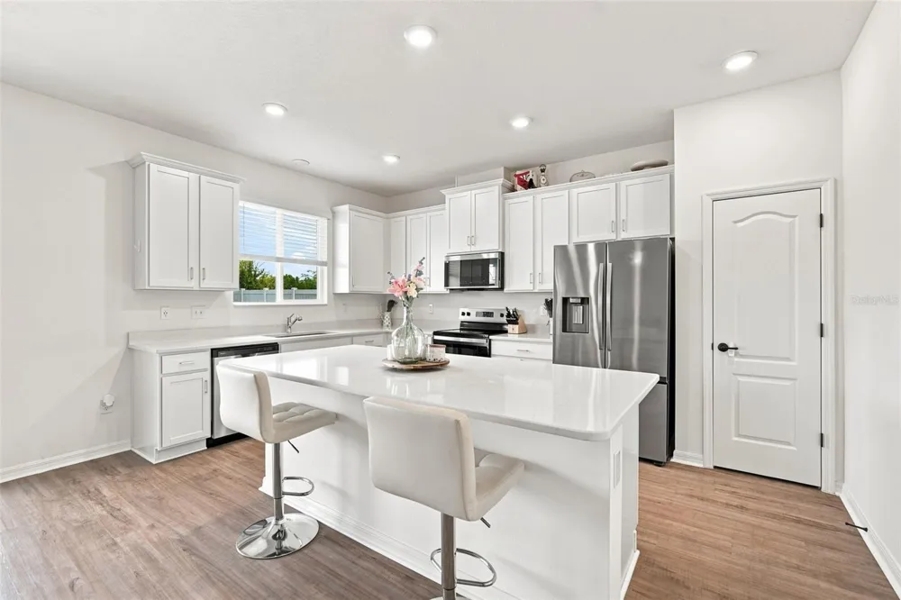 6473 BURNING OPAL BEND Land O Lakes, FL 34638