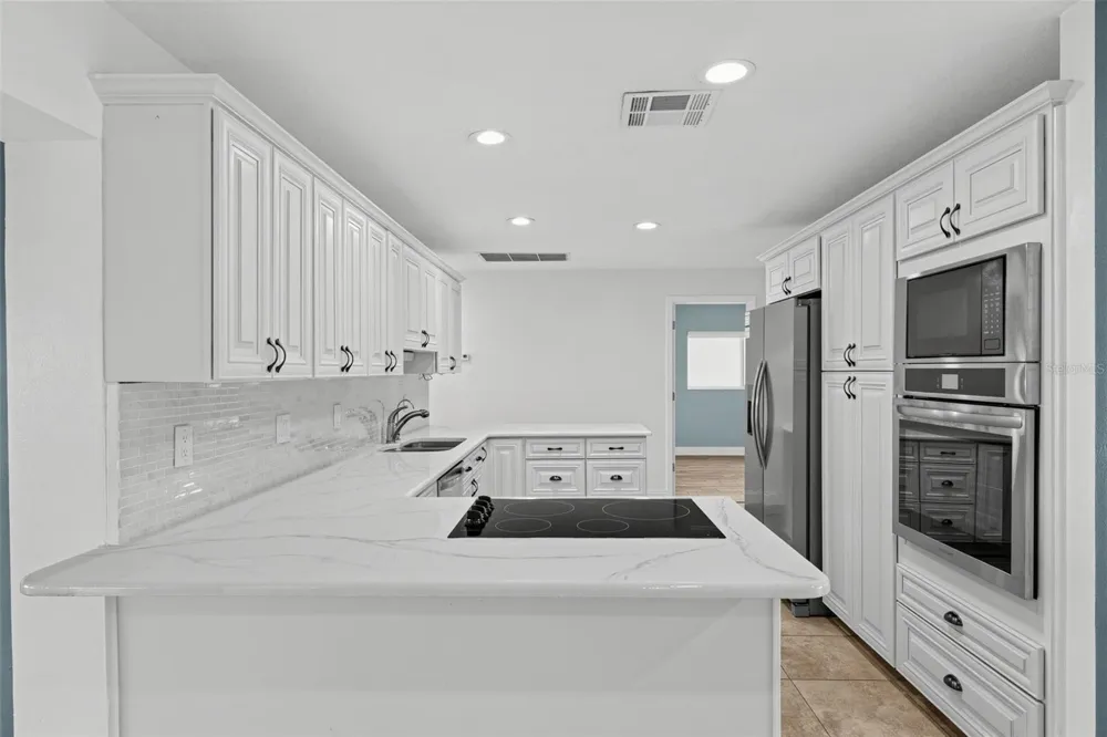 186 MANDOLIN DRIVE Lake Placid, FL 33852