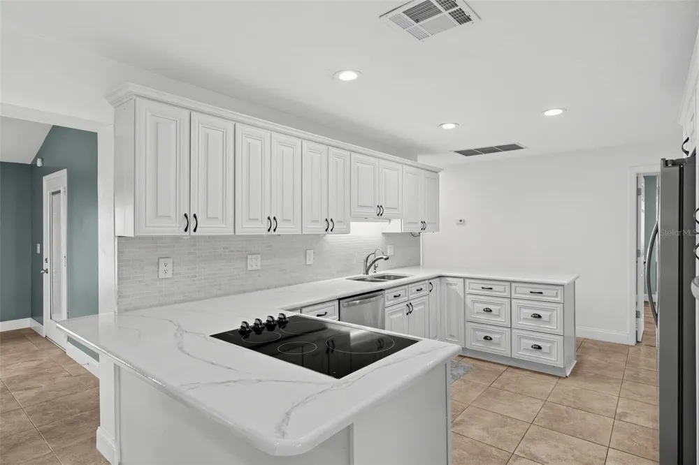 186 MANDOLIN DRIVE Lake Placid, FL 33852