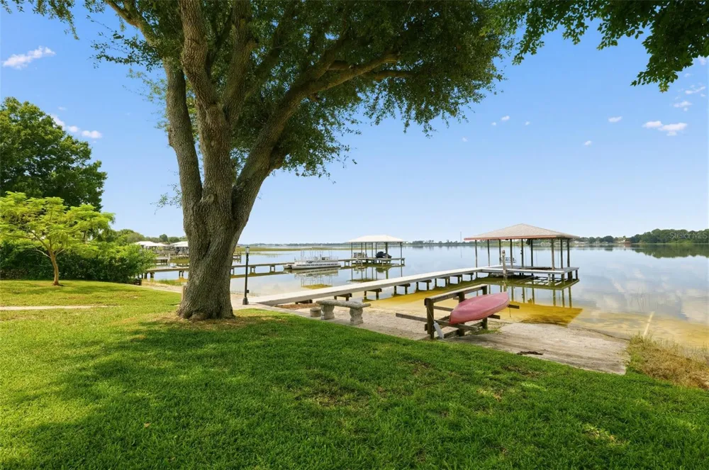 186 MANDOLIN DRIVE Lake Placid, FL 33852