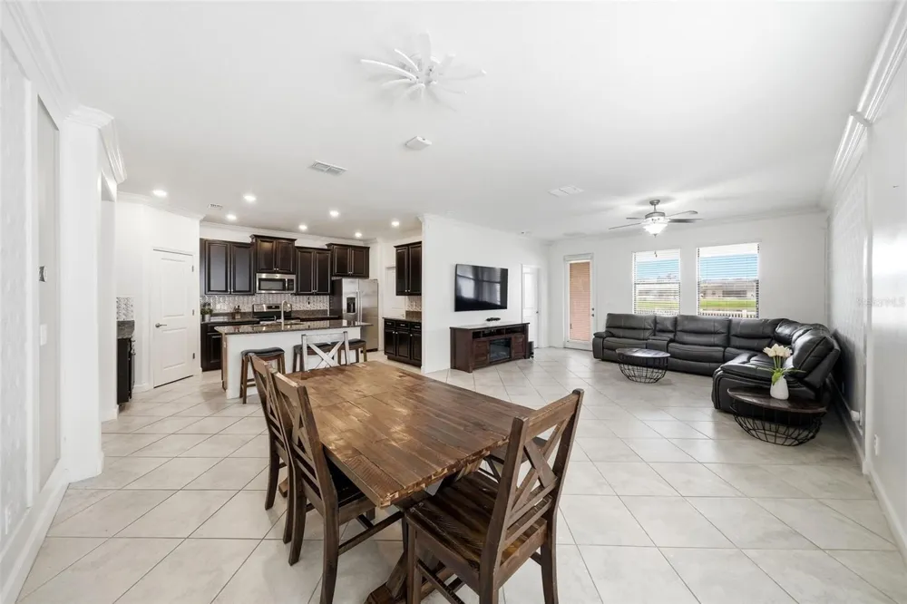 11706 SUNBURST MARBLE ROAD Riverview, FL 33579