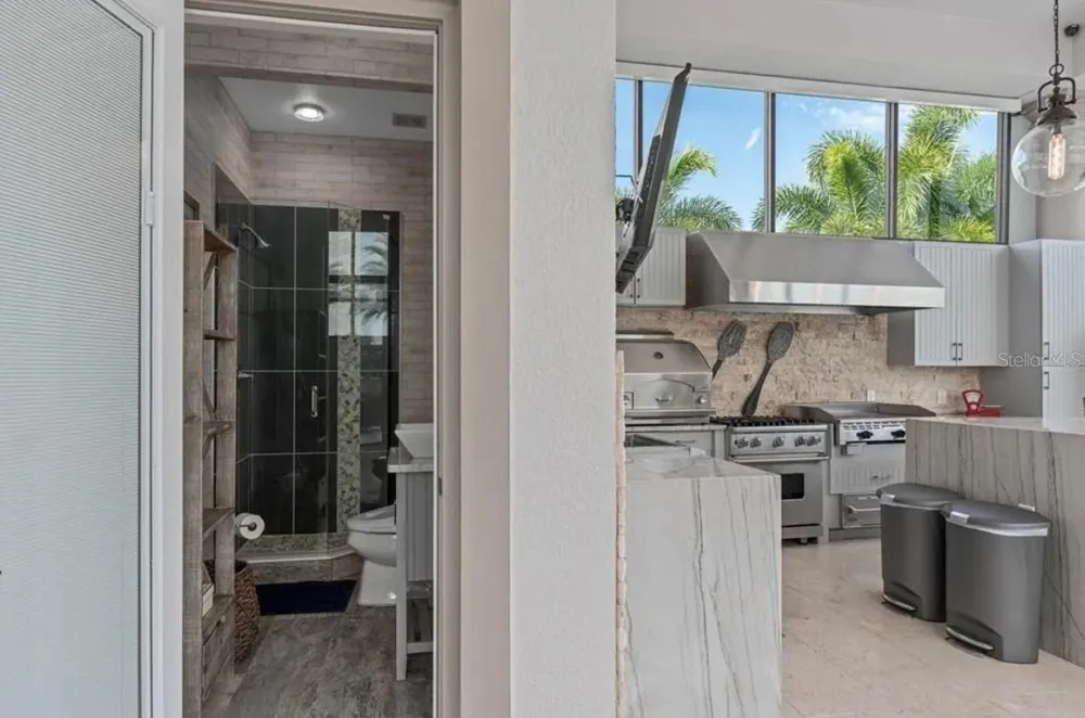 4302 ISABELLA CIR Windermere, FL 34786