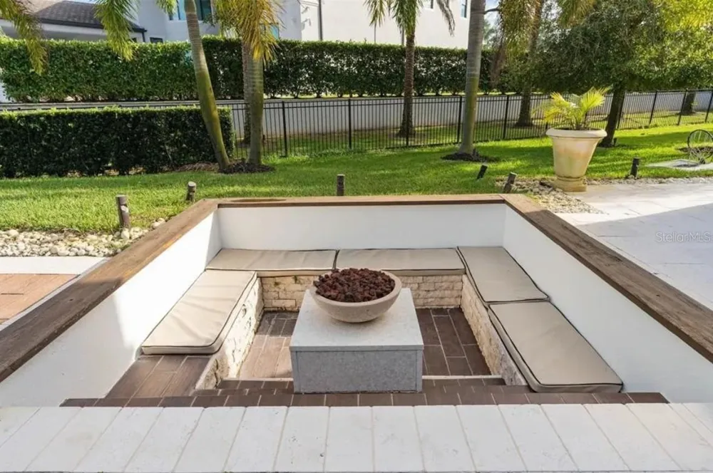 4302 ISABELLA CIR Windermere, FL 34786