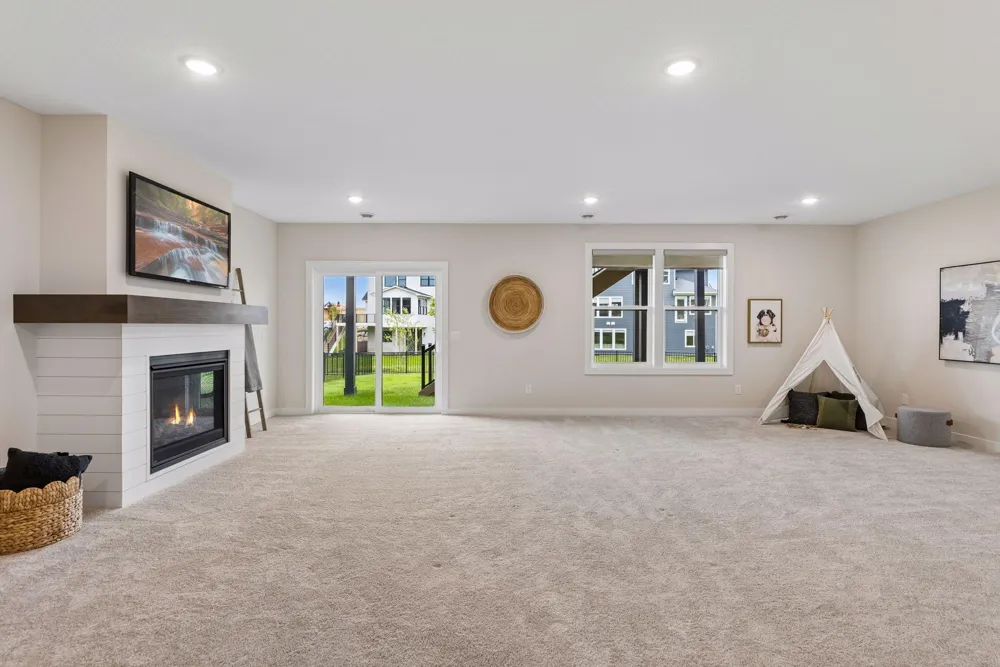 10196 Queensland Lane Maple Grove, MN 55311