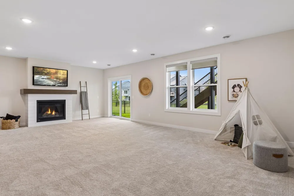 10196 Queensland Lane Maple Grove, MN 55311