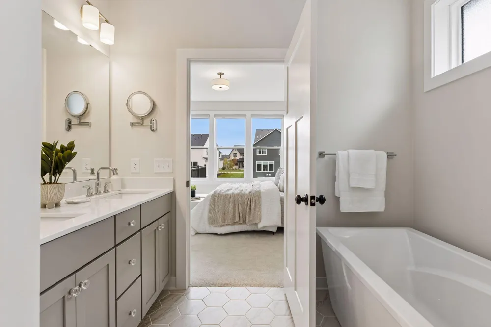 10196 Queensland Lane Maple Grove, MN 55311