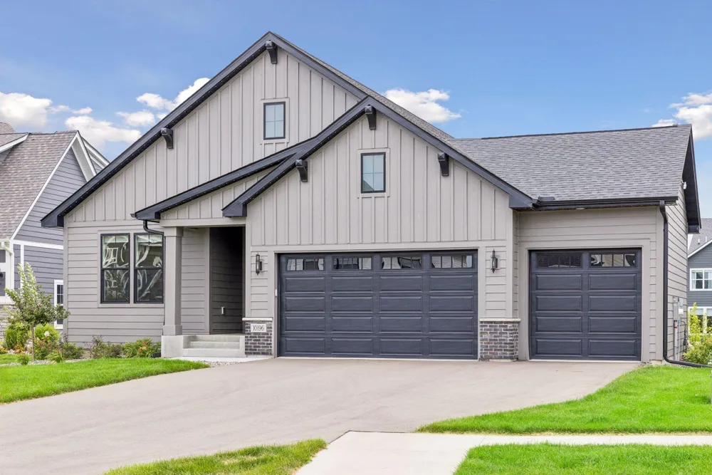 10196 Queensland Lane Maple Grove, MN 55311