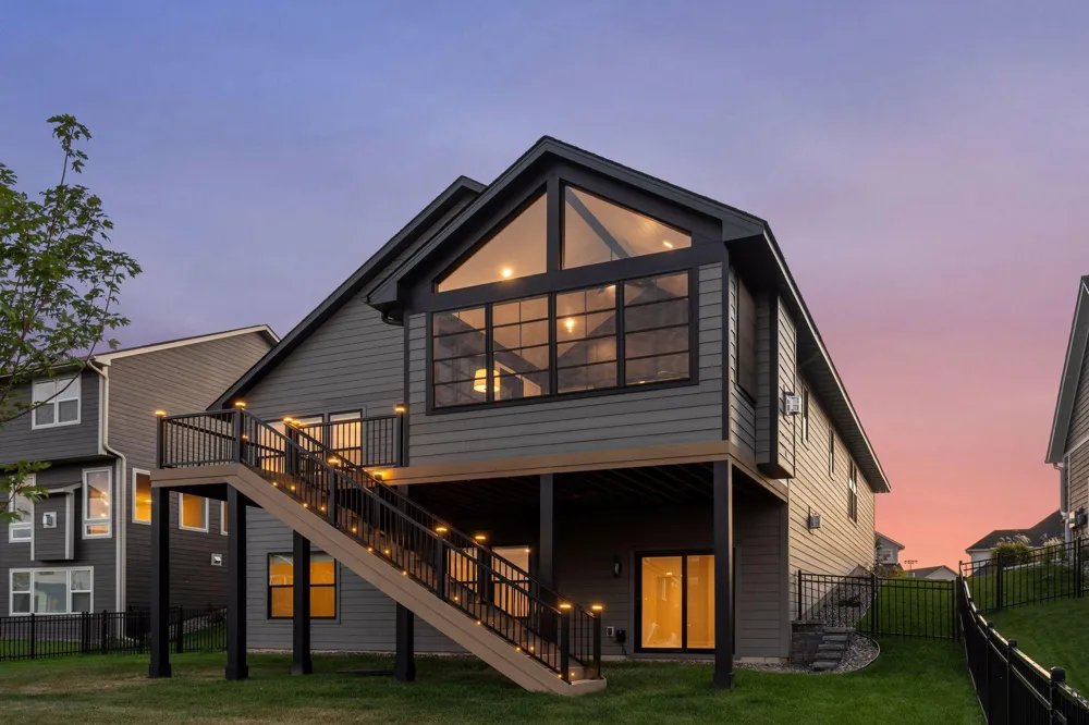 10196 Queensland Lane Maple Grove, MN 55311