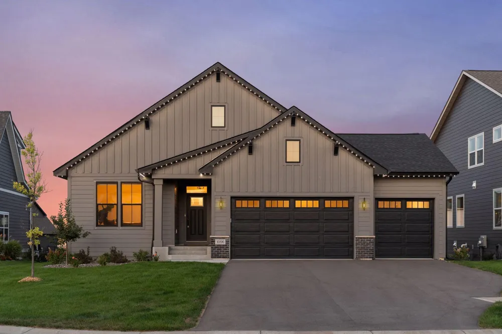 10196 Queensland Lane Maple Grove, MN 55311