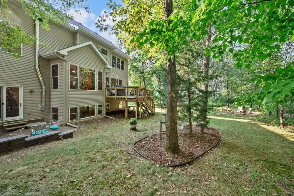 380 Sioux Lookout Lino Lakes, MN 55014