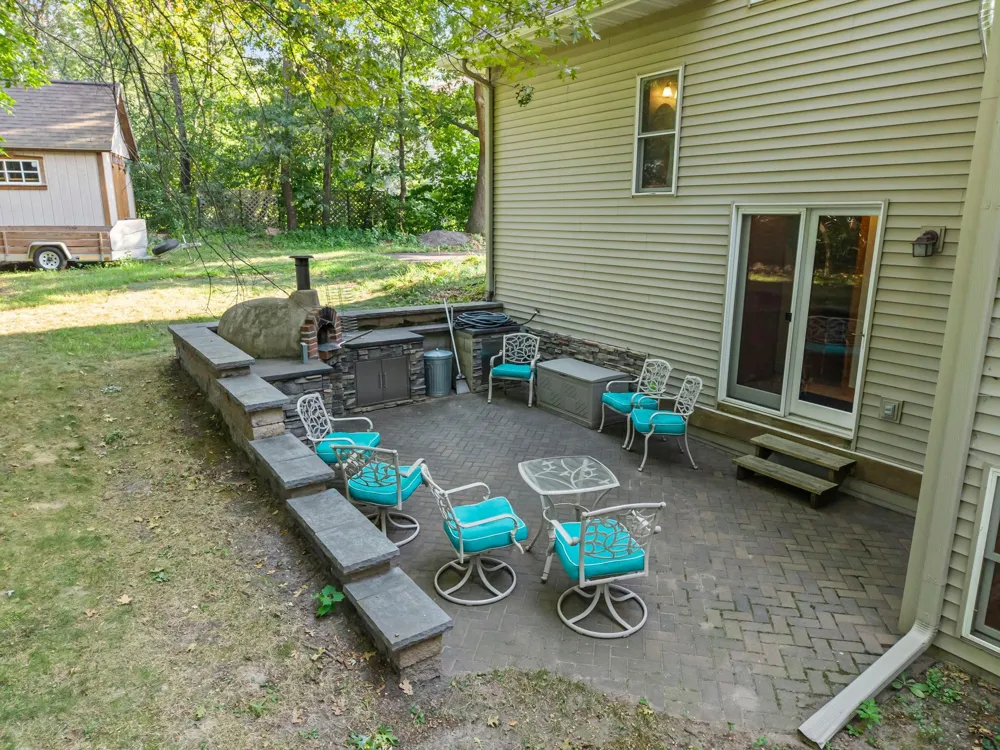 380 Sioux Lookout Lino Lakes, MN 55014