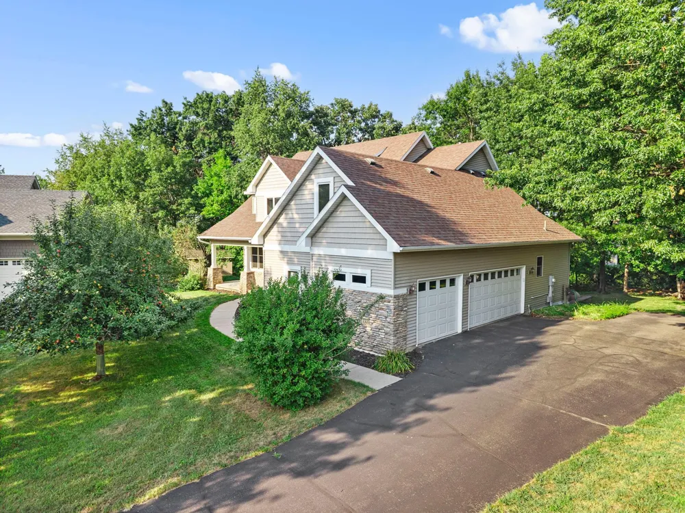 380 Sioux Lookout Lino Lakes, MN 55014