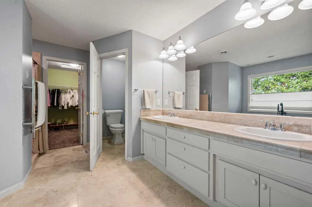 380 Sioux Lookout Lino Lakes, MN 55014