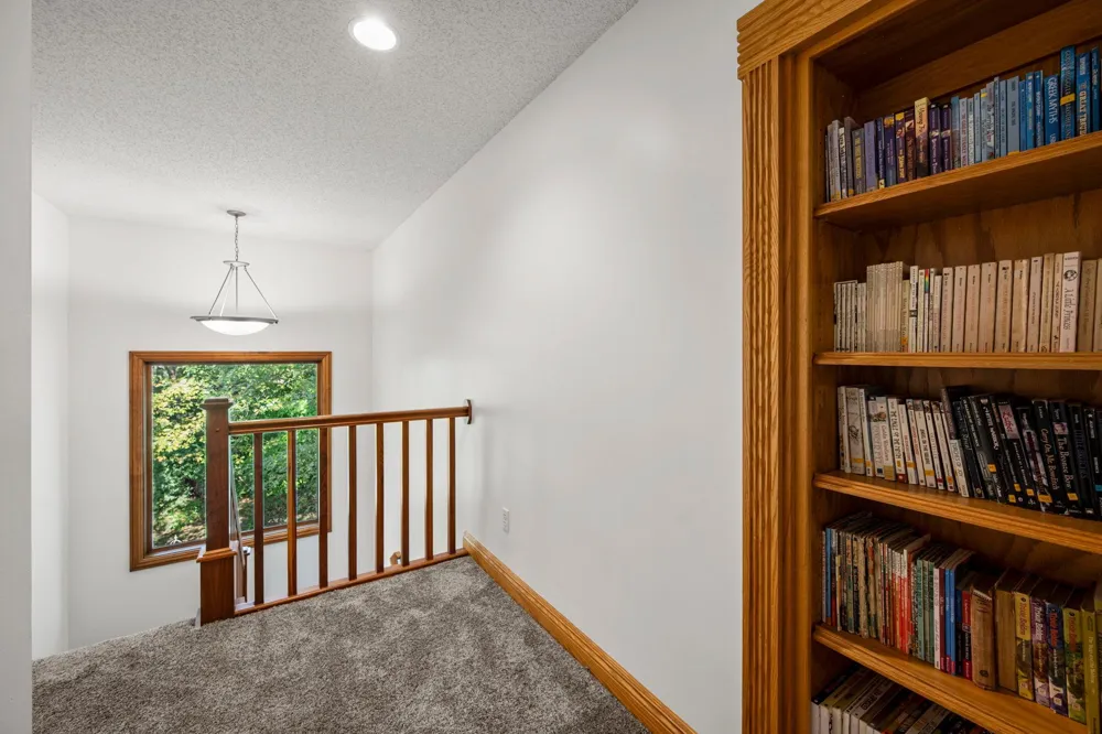 380 Sioux Lookout Lino Lakes, MN 55014