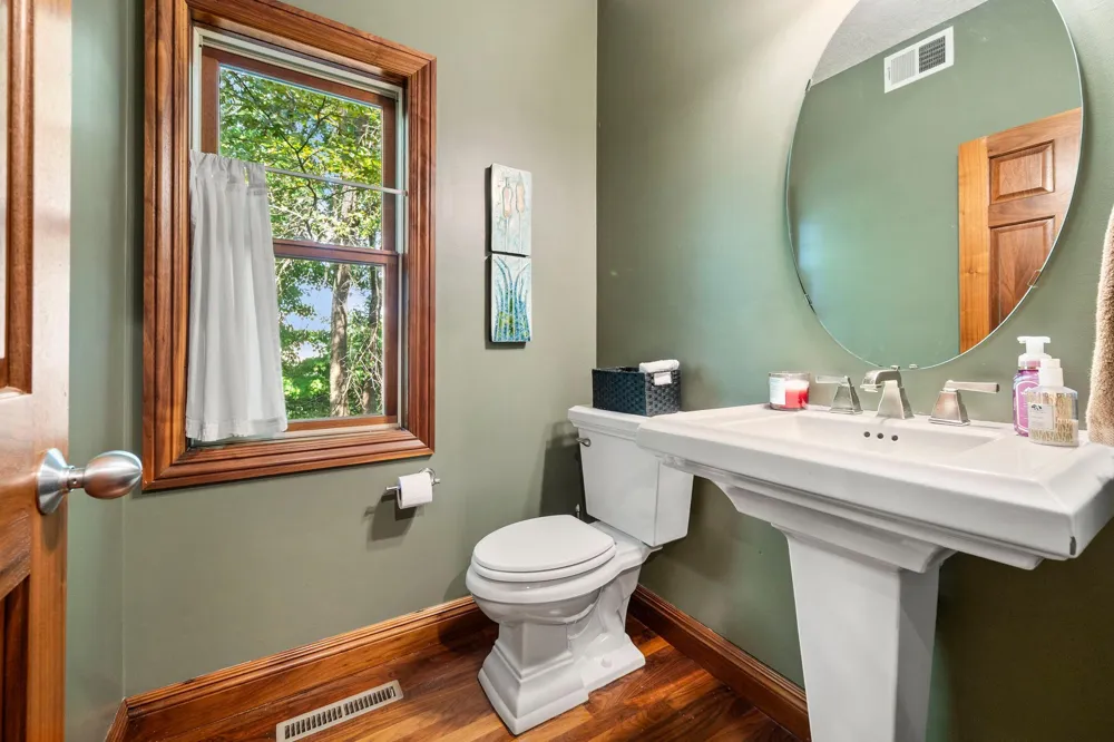 380 Sioux Lookout Lino Lakes, MN 55014