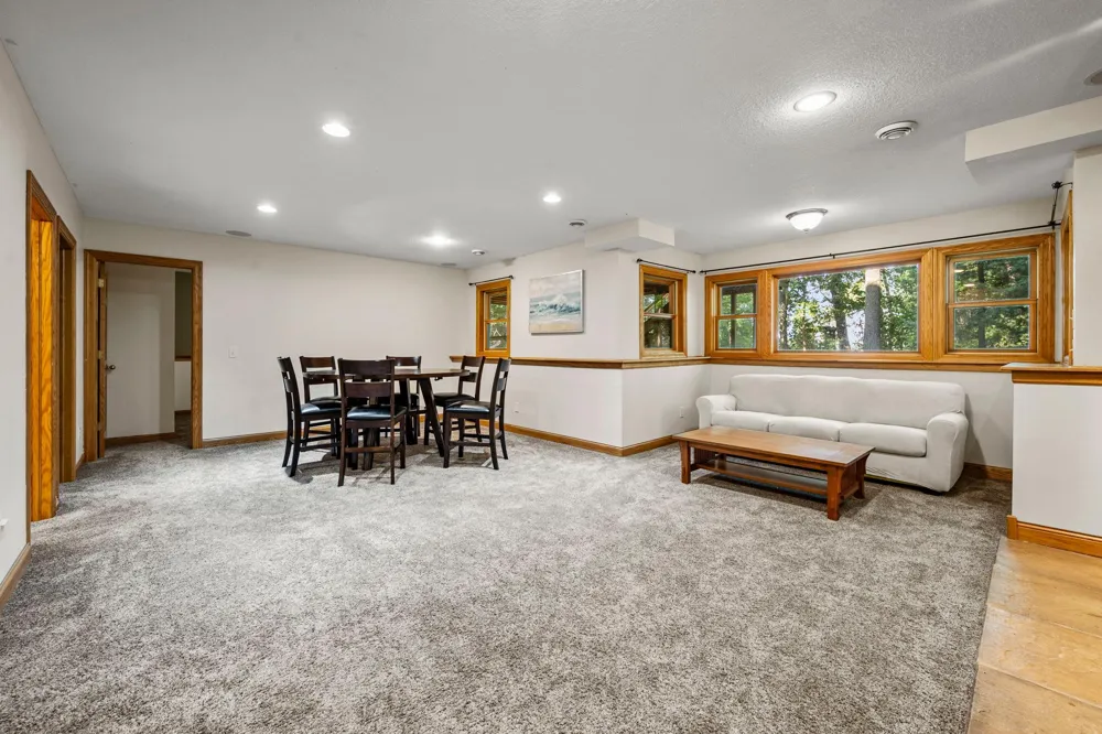380 Sioux Lookout Lino Lakes, MN 55014