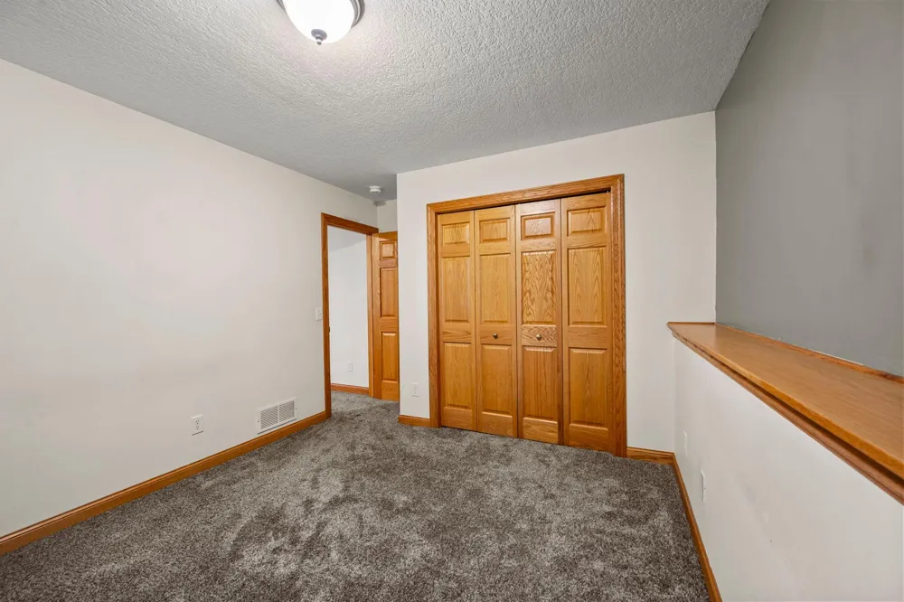 380 Sioux Lookout Lino Lakes, MN 55014