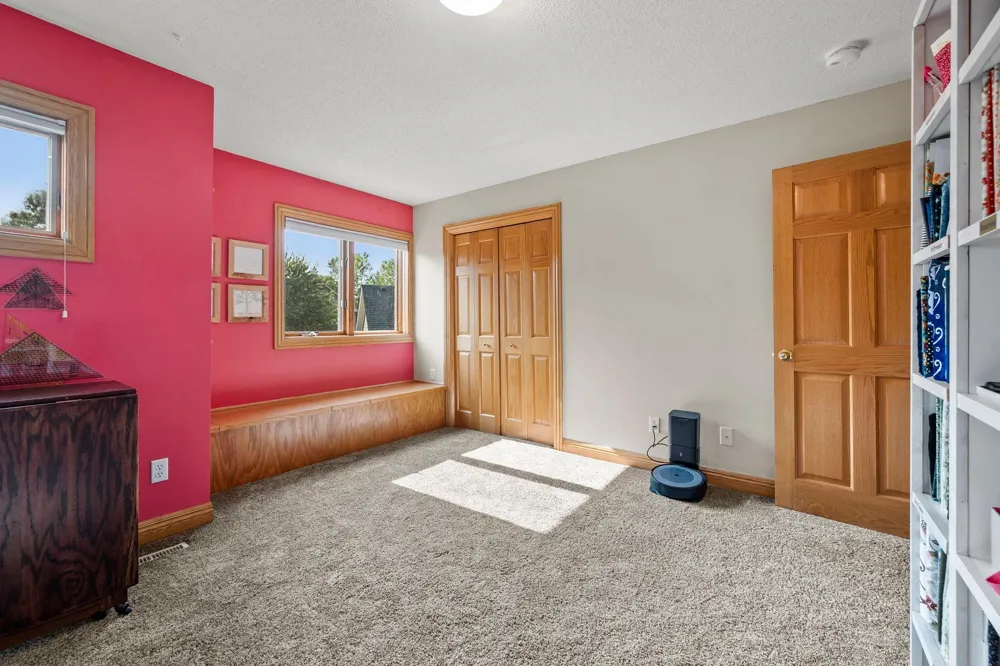 380 Sioux Lookout Lino Lakes, MN 55014
