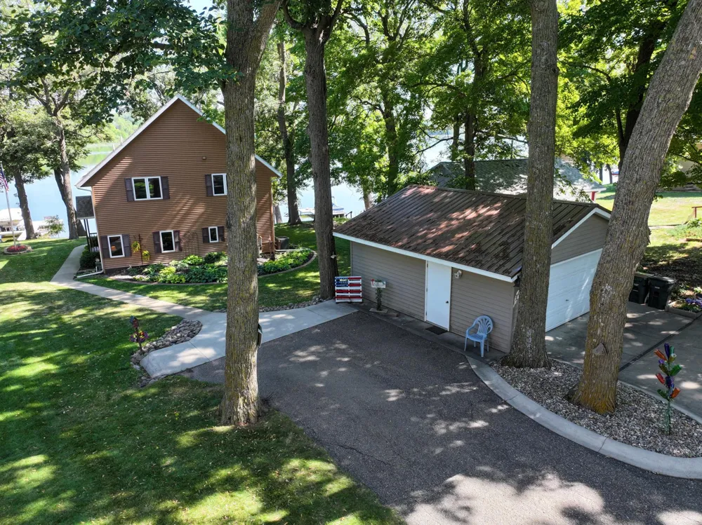 10755 Easy Street SW Lowry, MN 56349