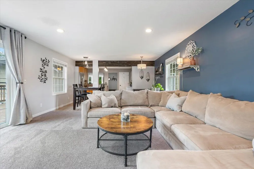 3877 71st Street E Inver Grove Heights, MN 55076