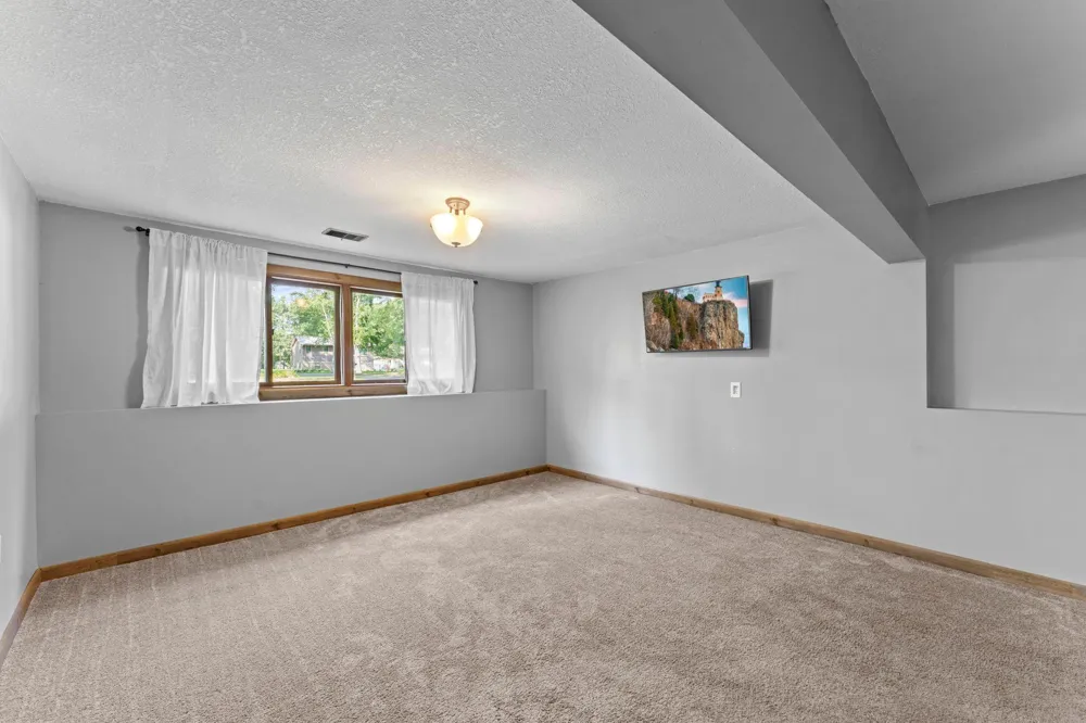 13425 309th Avenue NW Princeton, MN 55371