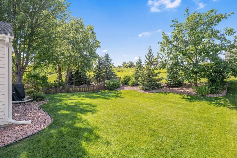 14124 55th Avenue Plymouth, MN 55446